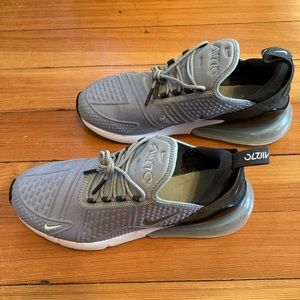 Nike Air Max 270. Women’s Size 10